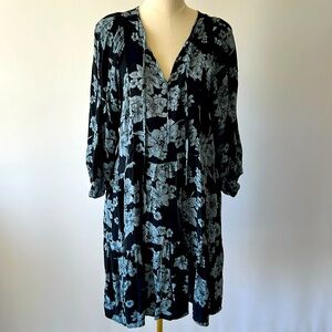 Treasure and Bond dress -size M